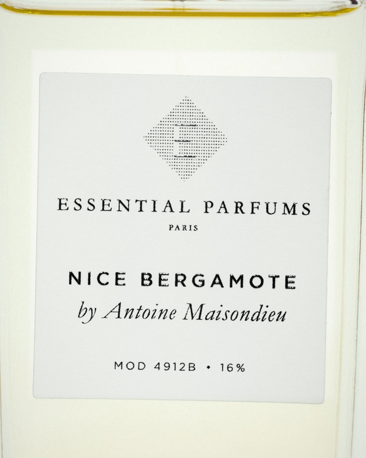 Detalle de la etiqueta de Nice Bergamote de Essential Parfums