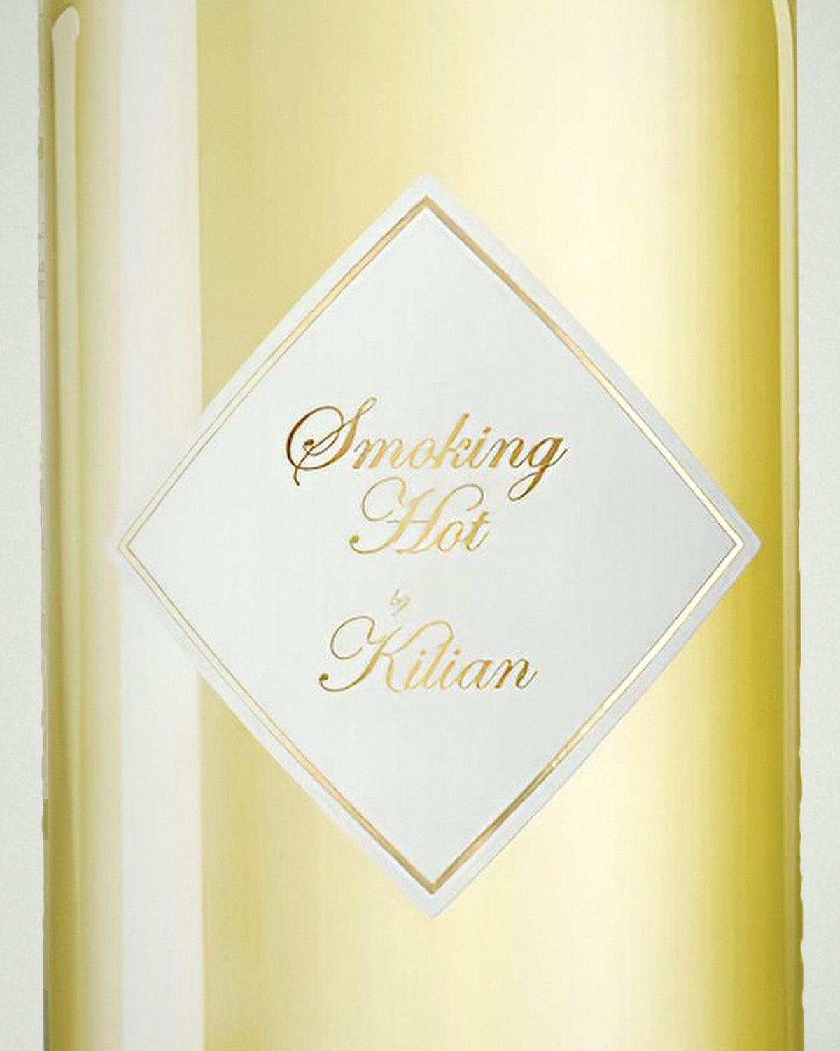 Detalle de la etiqueta de Smoking Hot de Kilian