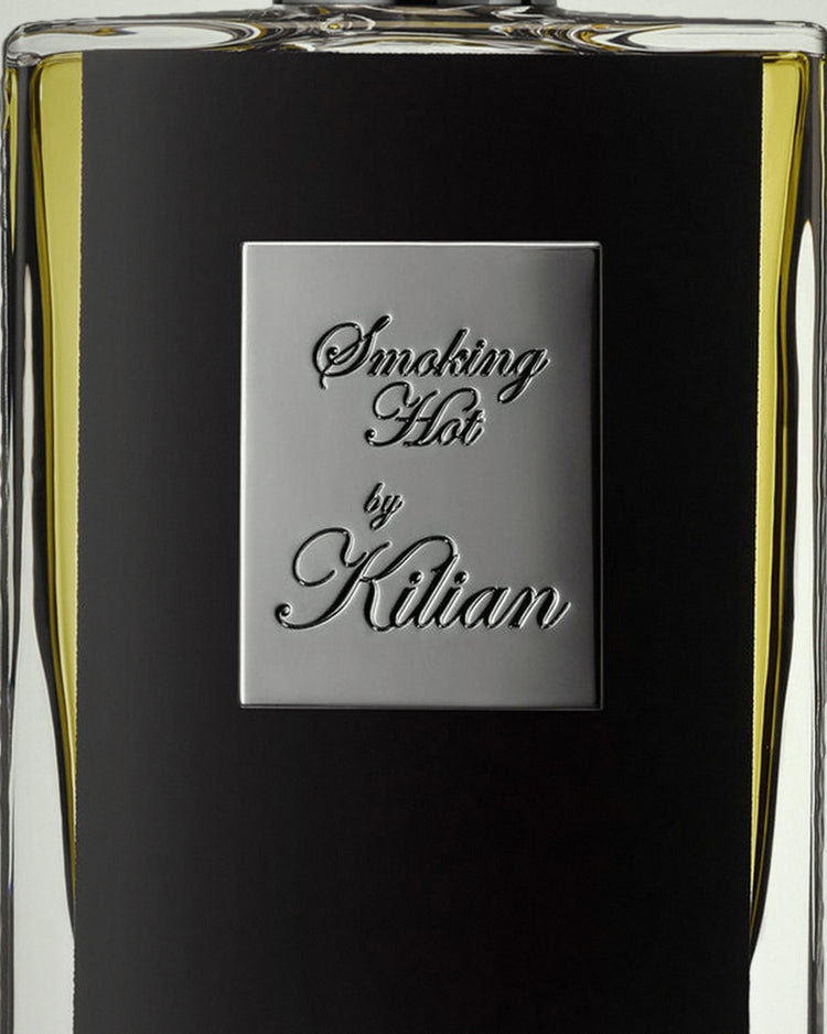 Detalle de la placa de Smoking Hot by Kilian