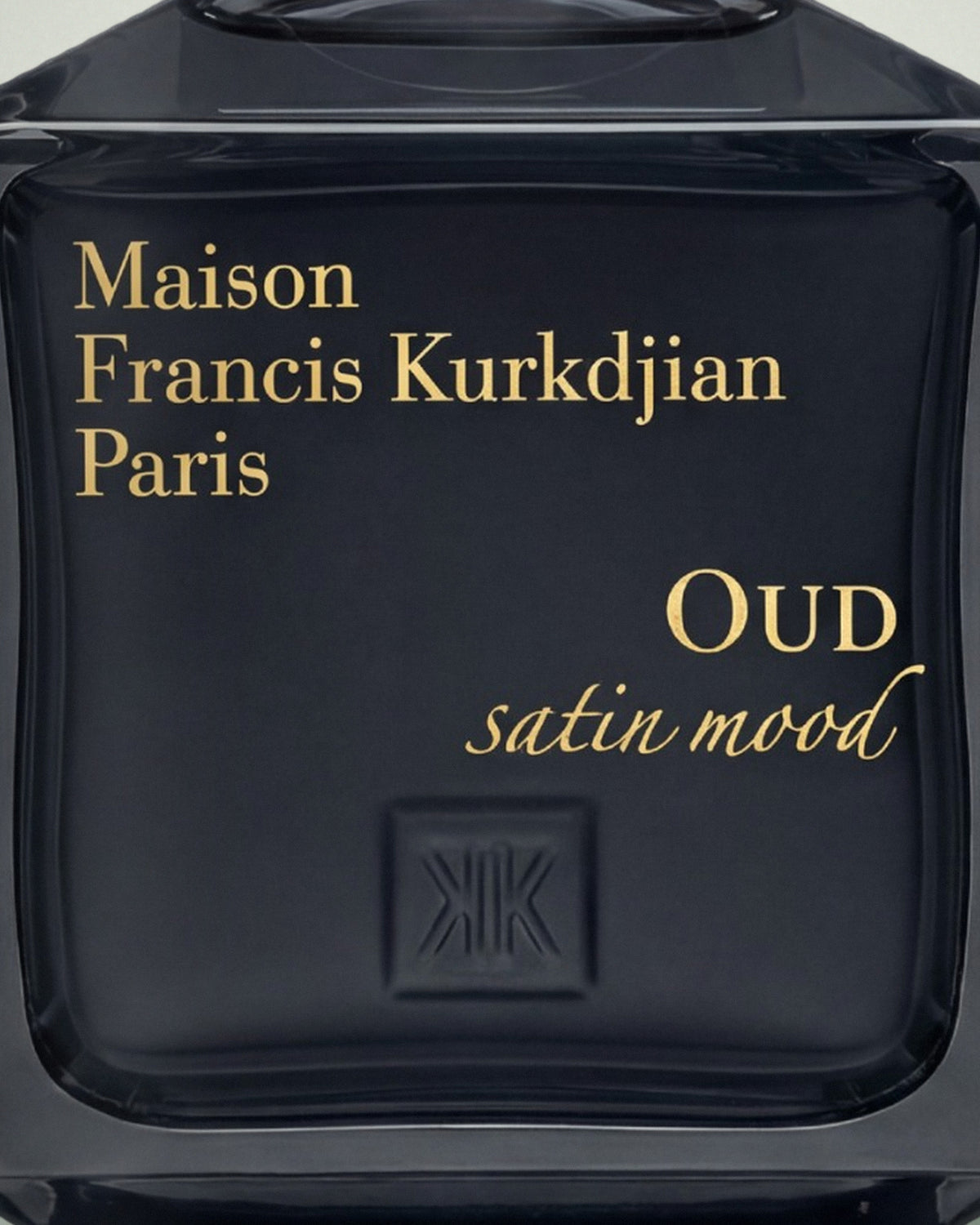 Detalle del frasco de Oud Satin Mood de Maison Francis Kurkdjian