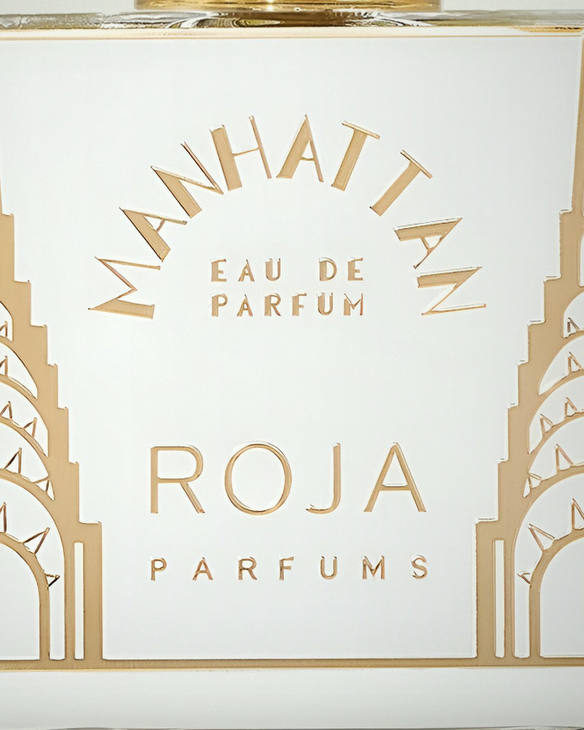 Detalle del frasco de Manhattan de Roja Parfums