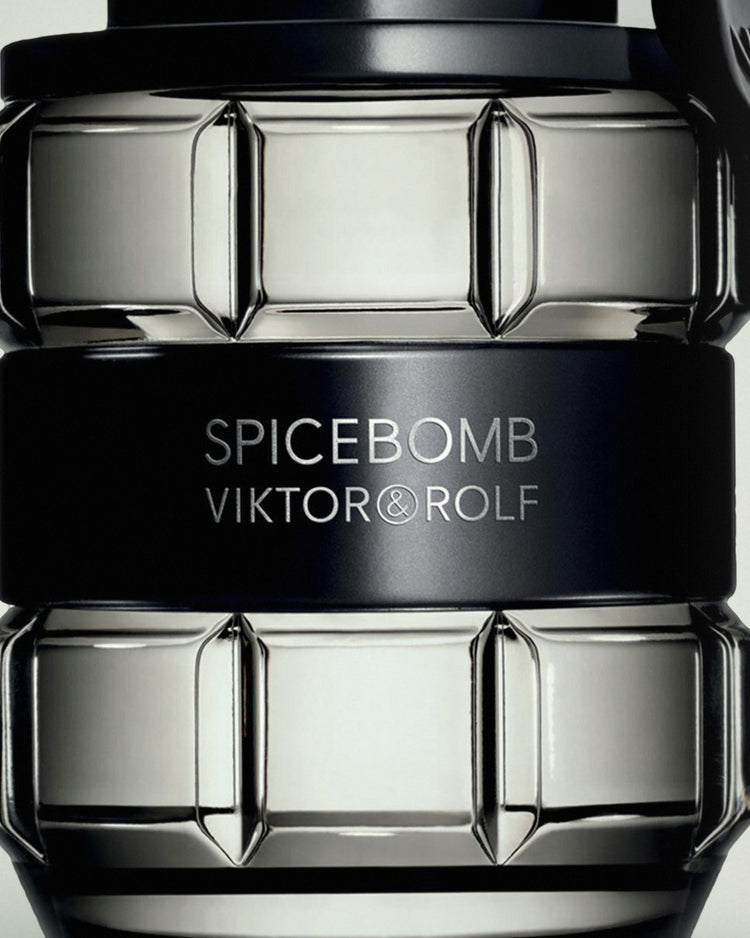 Detalle del frasco de Spicebomb de Viktor&Rolf